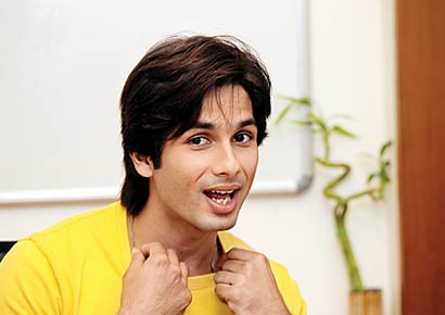 Oops, did Shahid Kapoor goof?